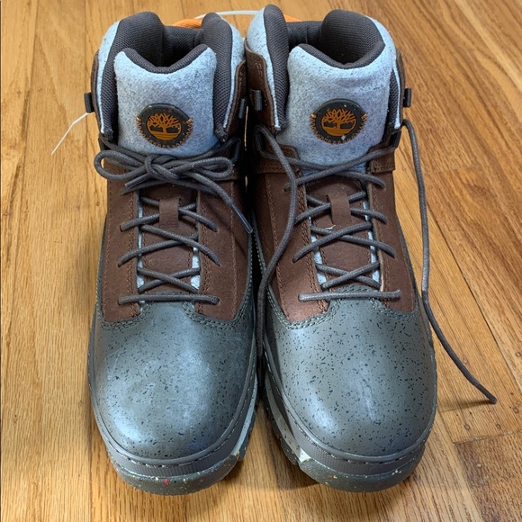 Men’s Timberland waterproof earthkeeper boots! NEW